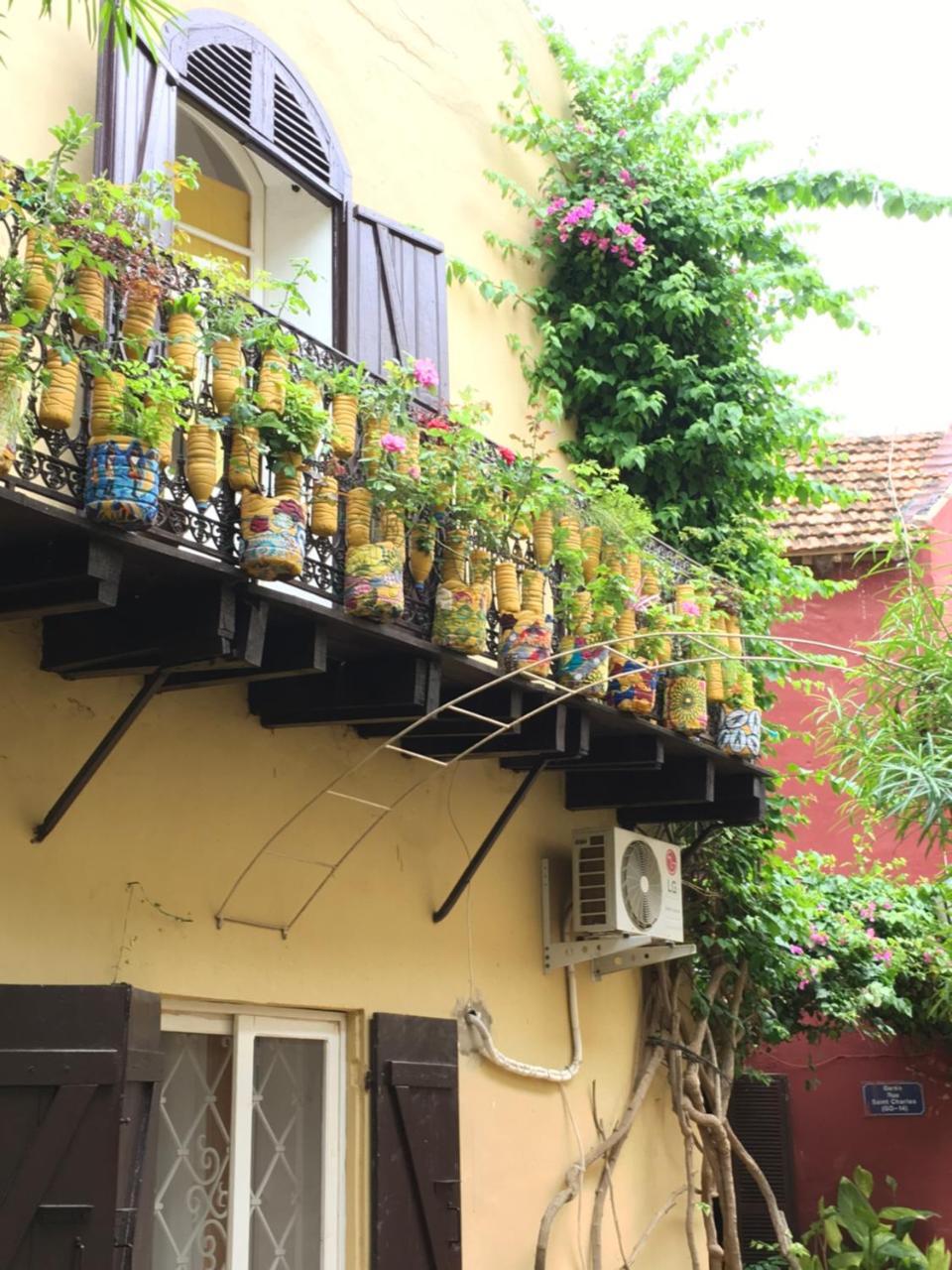 Chez Coumbis Bed & Breakfast Gorée Екстериор снимка